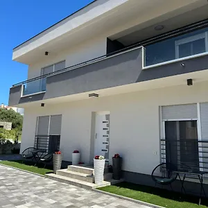 Apartman Ivano & Leo - Private Parking, Zadar